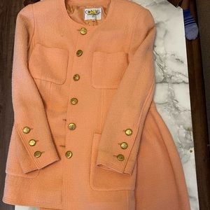 Vintage Chanel spring suit size 36.